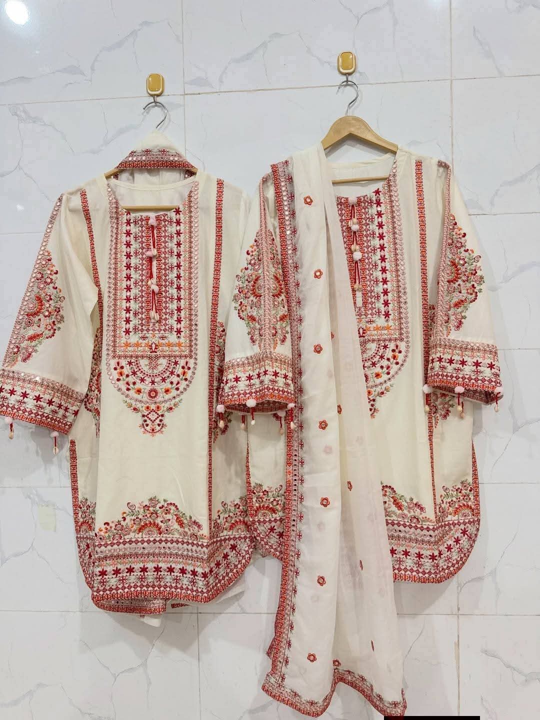 Gulbano | Heavy Embroidery Mirror Work