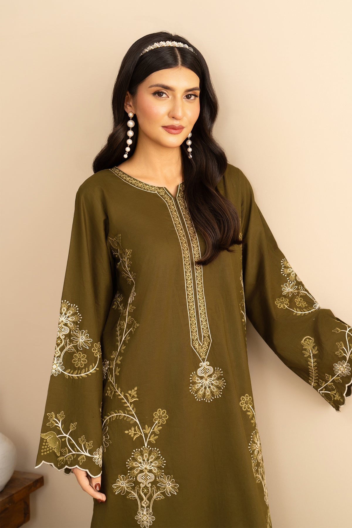 Olive Aura